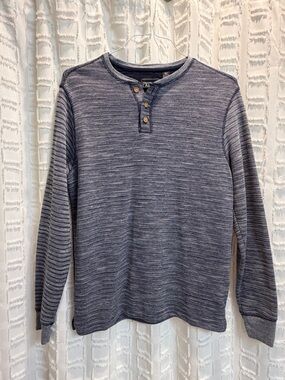 Men's Navy Heathered Henley Long-Sleeve Shirt